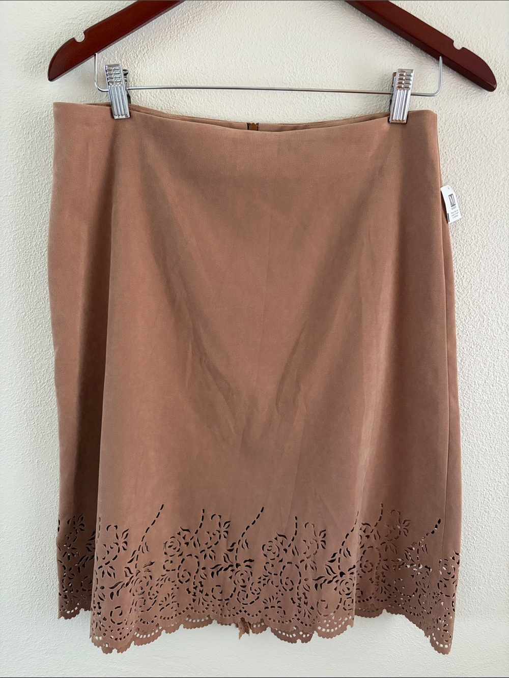 Studio Y knee length skirt with cut out design detail at hem | size m